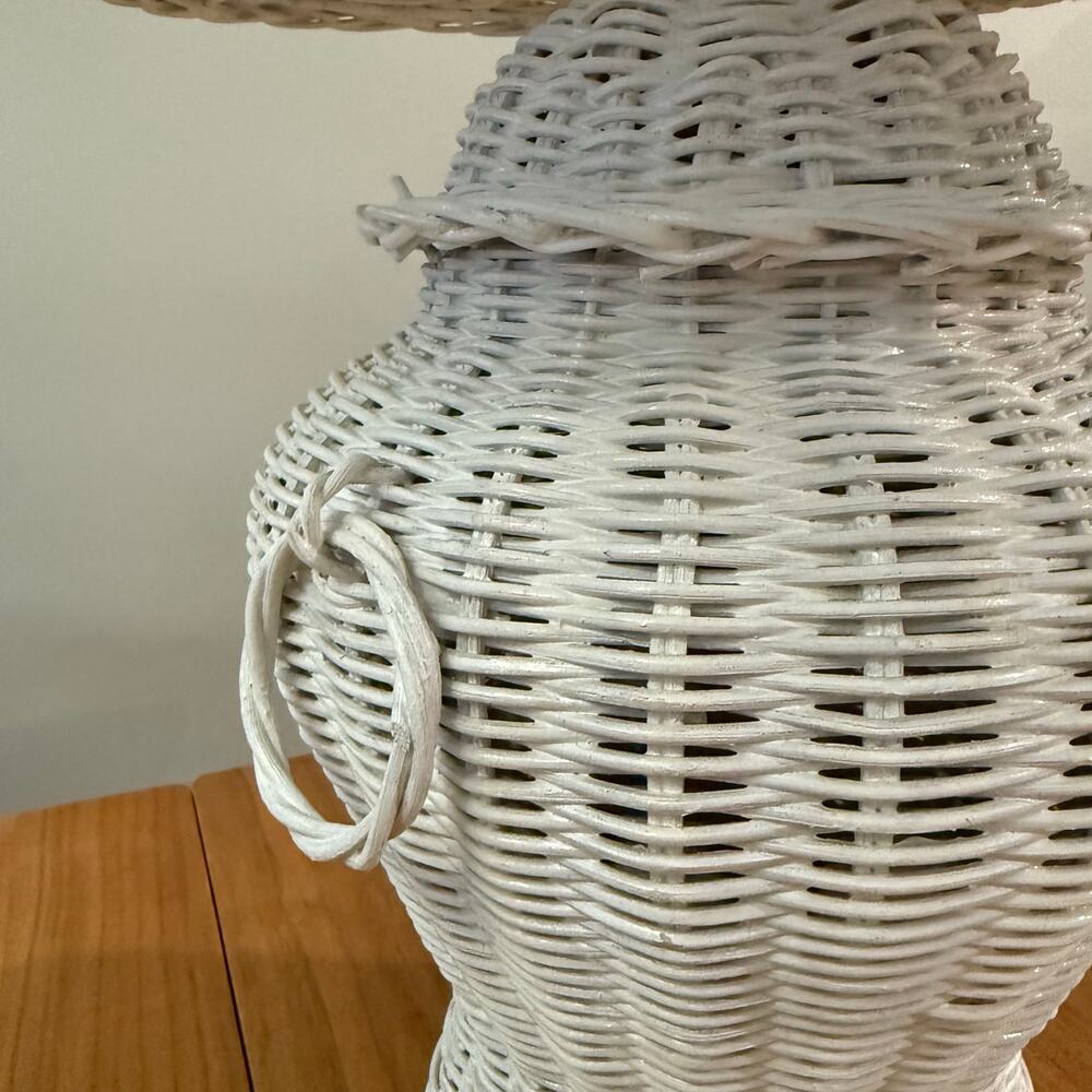 Vintage White Wicker Lamp And Shade Ginger Jar - Picture 7 of 15